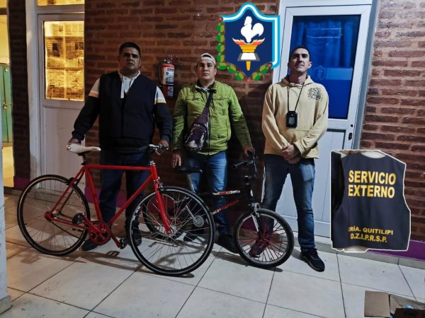 Villa Berthet DENUNCI&Oacute; QUE SE LLEVARON BICICLETAS DE SU DOMICILIO, LOS AGENTES LAS ENCONTRARON