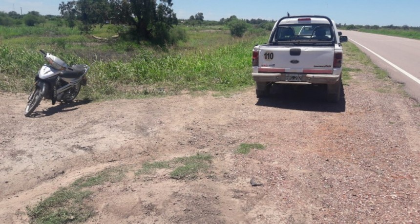 Villa &Aacute;ngela: UN ACCIDENTE DE TR&Aacute;NSITO ENTRE UNA CAMIONETA DE LA EMPRESA SAMEEP Y UNA MOTO DEJ&Oacute; DOS LESIONADOS