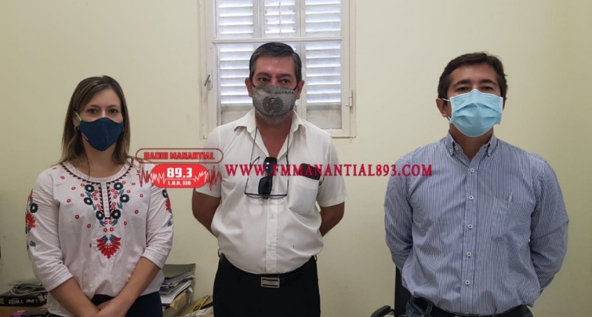 Villa &Aacute;ngela: LOS CONCEJALES BUYATTI Y MANCEBO SE REUNIERON CON EL DIRECTOR DEL HOSPITAL PARA RESOLVER INQUIETUDES: &ldquo;vinimos a hablar con &eacute;l,  nos sacamos las dudas como lo hicimos en su momento con SECHEEP y con SAMEEP&rdquo;