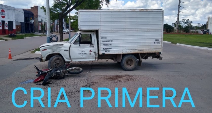 Villa Ángela: UN JOVEN DE 25 AÑOS ES DERIVADO AL HOSPITAL 4 DE JUNIO CON FRACTURAS, LUEGO DE PROTAGONIZAR UN ACCIDENTE DE TRÁNSITO