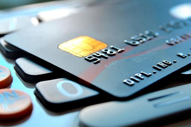 Aumentó el costo de las tarjetas de crédito y de préstamos