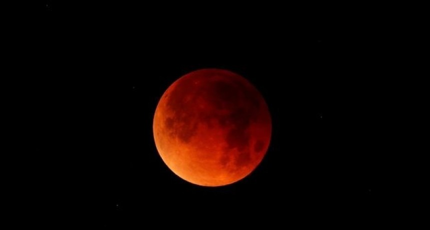 Este lunes se podr&aacute; observar la "Luna de Lobo"