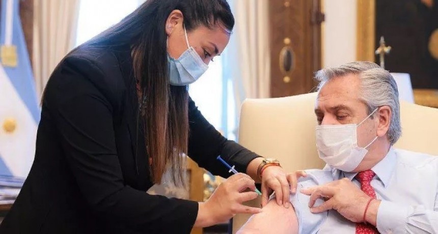 Alberto Fern&aacute;ndez est&aacute; aislado por ser contacto estrecho