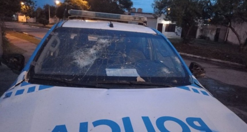 S&aacute;enz Pe&ntilde;a: la polic&iacute;a lleg&oacute; a un barrio y los atacaron con gomeras