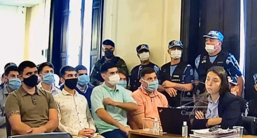 CASO B&Aacute;EZ SOSA: Se&ntilde;alan a Thomsen, a Comelli y a Luciano Pertossi como quienes "patearon" a Fernando