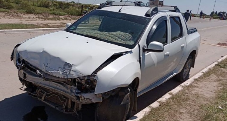 TRIPLE CHOQUE EN PAMPA DEL INDIO: UN HOMBRE RESULT&Oacute; GRAVEMENTE HERIDO
