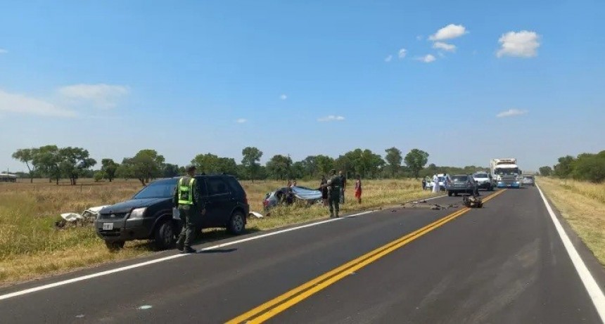 UN MATRIMONIO Y SU HIJA MUEREN EN SINIESTRO VIAL SOBRE LA RUTA 11