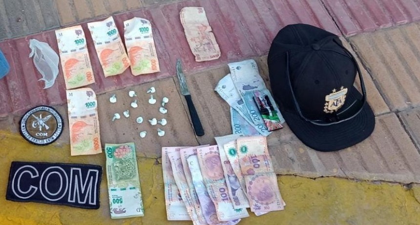 Villa &Aacute;ngela: DETENIDOS CON BOCHITAS DE COCA&Iacute;NA