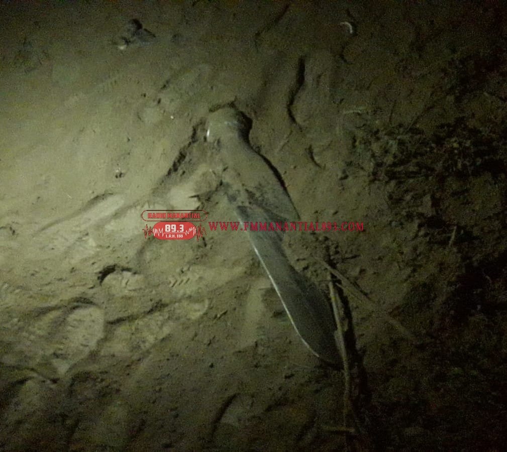 Villa &Aacute;ngela: LA POLIC&Iacute;A JUNTO A PERITOS CONTINUAN TRABAJANDO EN EL LUGAR DONDE CAY&Oacute; LA AERONAVE CESSNA 