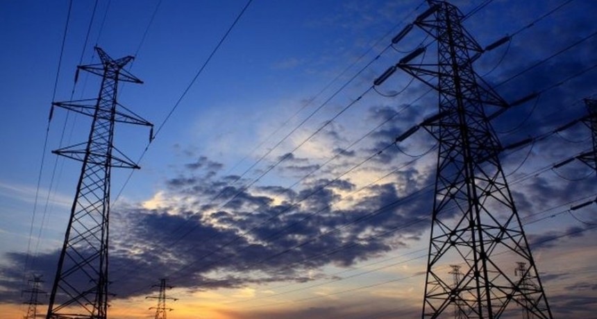 Argentinos renuncian al subsidio de luz para comprar d&oacute;lares