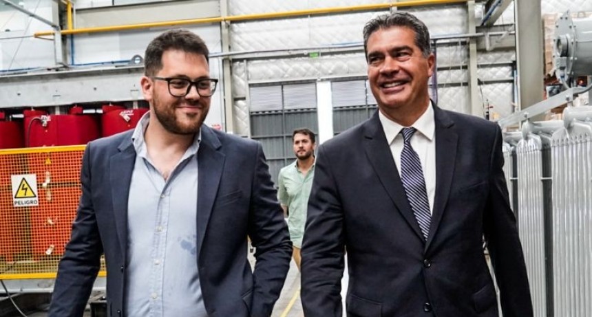 CAPITANICH VISIT&Oacute; LA PLANTA QUE FABRICA UN TRANSFORMADOR ESPECIAL PARA EL SEGUNDO ACUEDUCTO DEL INTERIOR