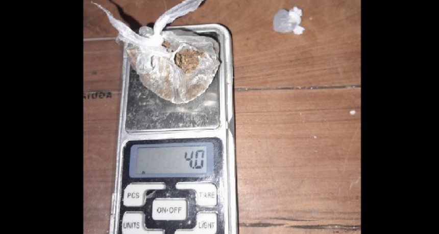 Resistencia: INTENT&Oacute; INGRESAR DROGAS EN LOS ALIMENTOS PARA SU HERMANO DETENIDO Y FUE DESCUBIERTA