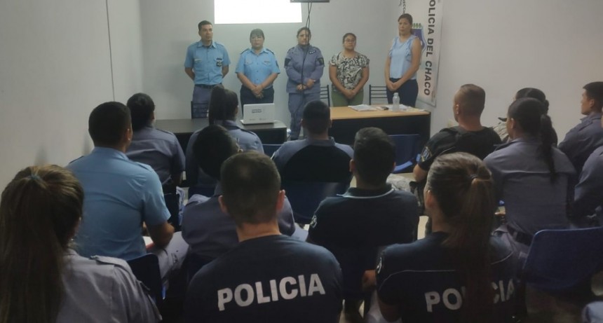 Villa &Aacute;ngela: CON EL OBJETIVO DE PREVENIR, DETECTAR E INTERVENIR | Realizan capacitaci&oacute;n sobre violencia de g&eacute;nero al personal policial 
