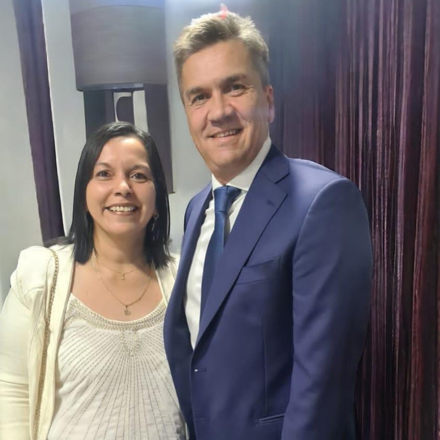 Enrique Urien: LILIANA PASCUA DESARROLL&Oacute; UNA INTENSA AGENDA DE REUNIONES EN RESISTENCIA