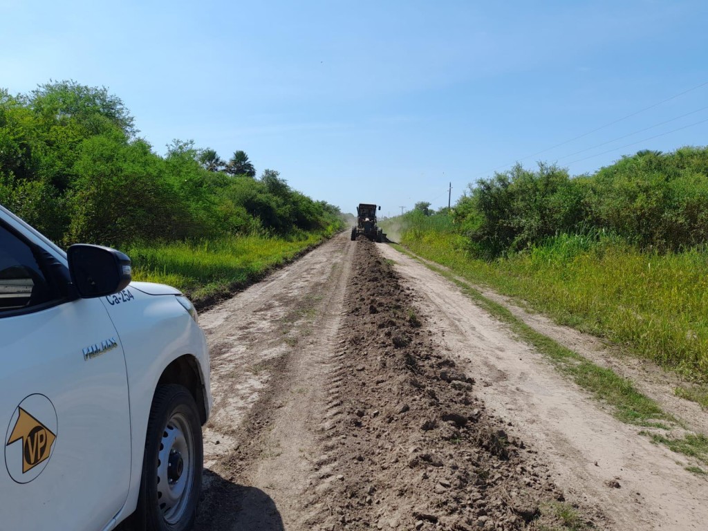 EL GOBIERNO DEL CHACO TRABAJA EN EL MEJORAMIENTO DE RUTAS PROVINCIALES