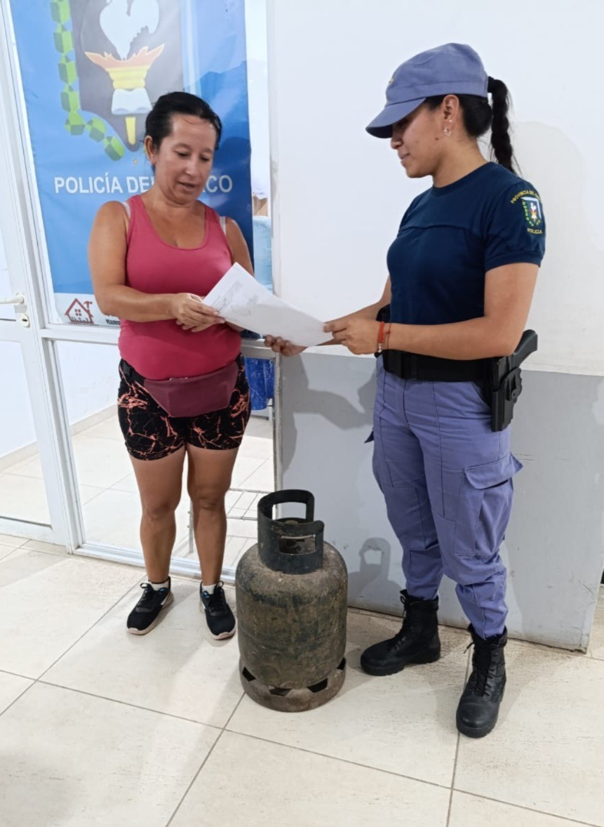 San Bernardo: UNA MUJER RECUPERÓ EL TUBO DE GAS, SUSTRAÍDO DE SU DOMICILIO  