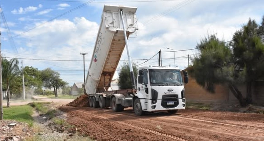 Villa &Aacute;ngela: EL INTENDENTE ADALBERTO PAPP RECORRI&Oacute; LOS TRABAJOS EN LA CALLE WASHINGTON