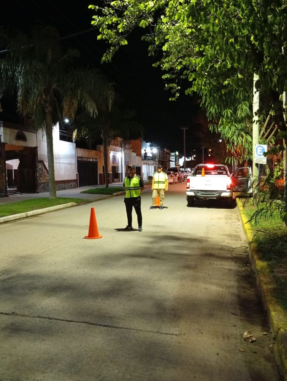 SE REALIZAN NUEVOS OPERATIVOS DE CONTROL SOBRE EL USO DEL CASCO Y LUCES REGLAMENTARIAS EN LA CIUDAD 