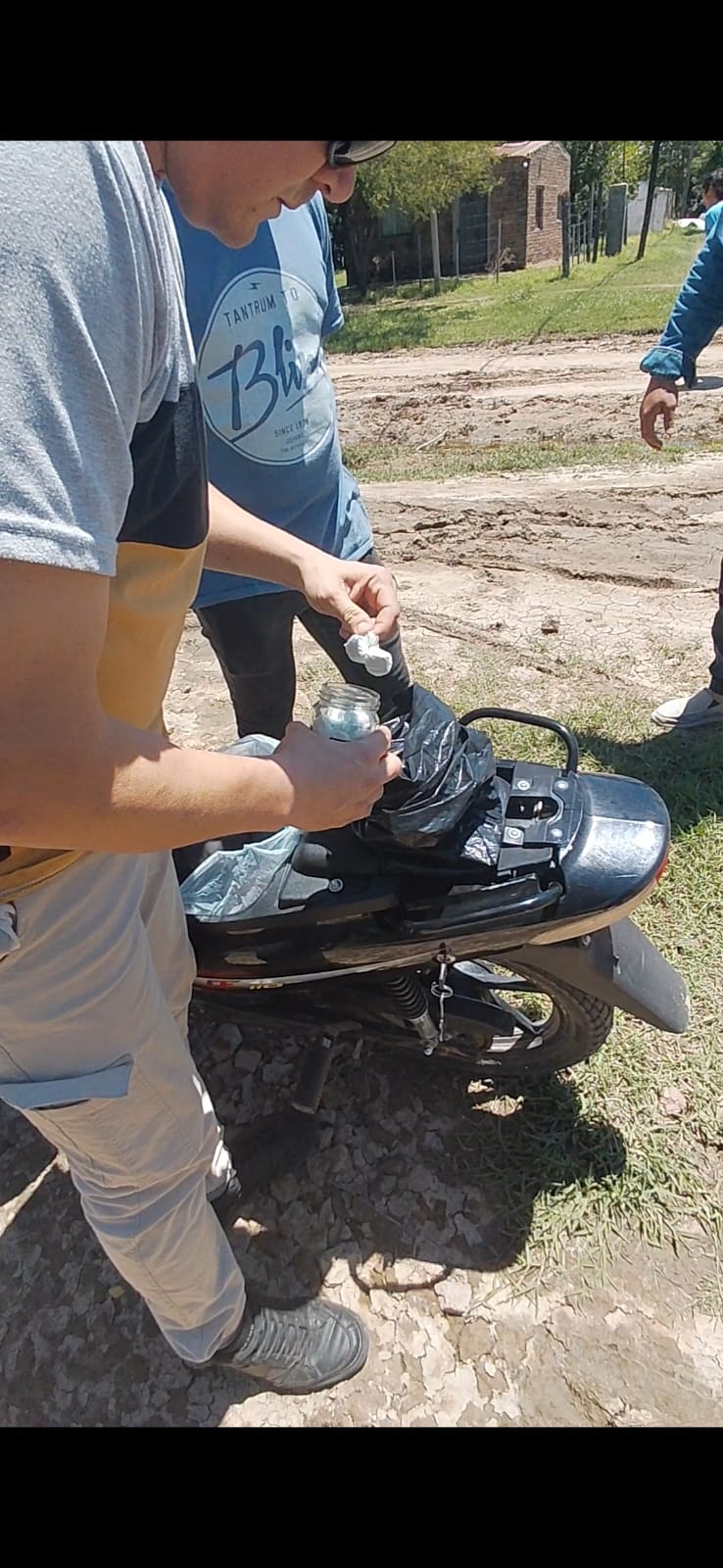 SAN BERNARDO: DETIENEN A UNA JOVEN QUE SALIÓ A VENDER COCAINA JUNTO A UNA MENOR