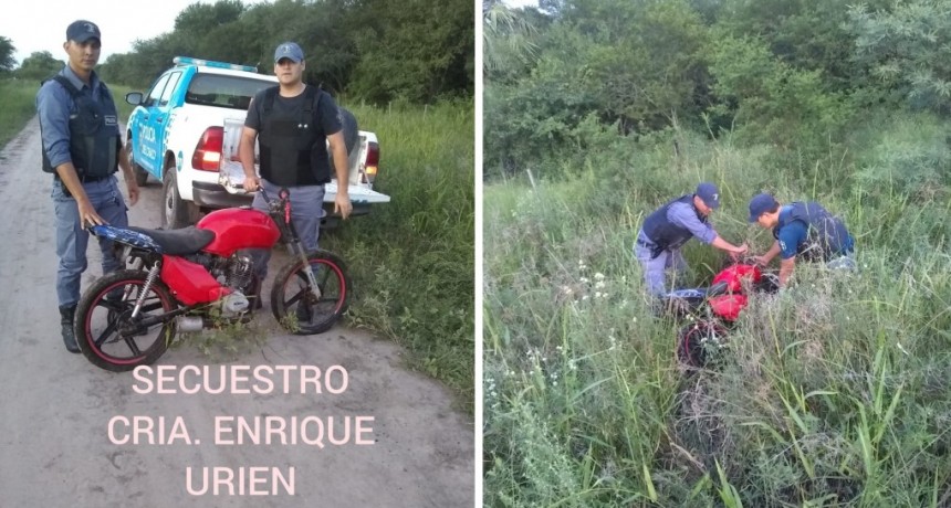 ENRIQUE URIEN: ENCUENTRAN UNA MOTO ENTRE LAS MALEZAS, CON PEDIDO DE SECUESTRO EN LA CIUDAD DE VILLA &Aacute;NGELA