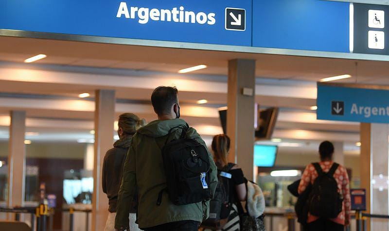 Prorrogan el cierre de fronteras en Argentina hasta el 28 de febrero