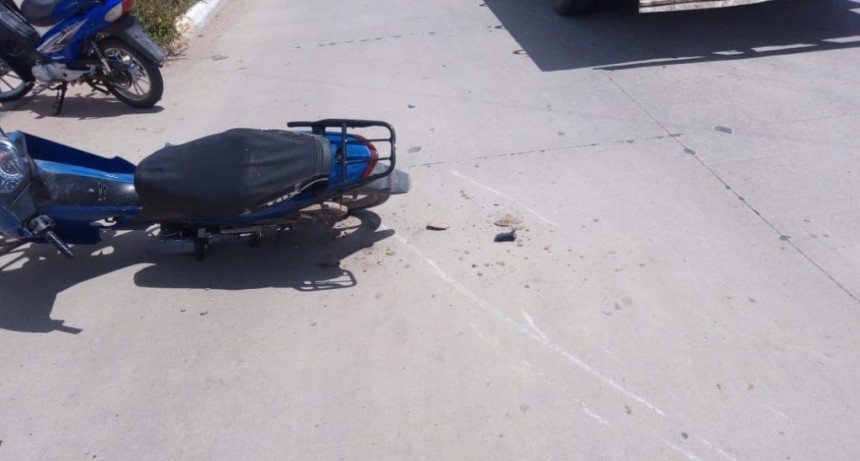 Villa &Aacute;ngela: UN ACCIDENTE ENTRE DOS MOTOS DEJA A TRES PERSONAS LESIONADAS