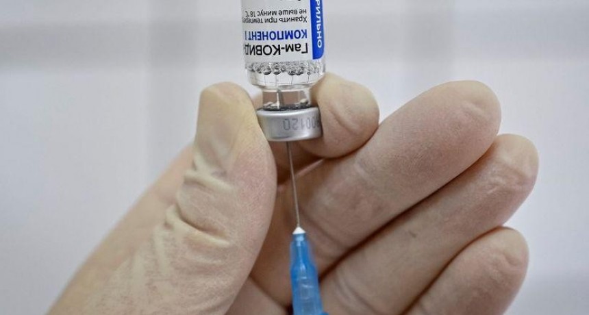 Un laboratorio argentino producir&aacute; la vacuna Sputnik V contra el coronavirus