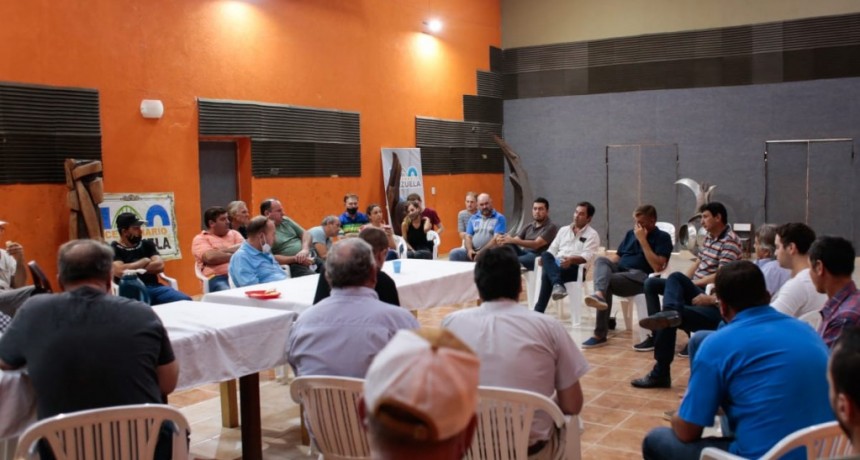 Emergencia agropecuaria: LIFTON ENCABEZ&Oacute; REUNI&Oacute;N CON PEQUE&Ntilde;OS Y MEDIANOS PRODUCTORES | &ldquo;Estas reuniones sirven porque el productor nos transmite sus preocupaciones&rdquo;