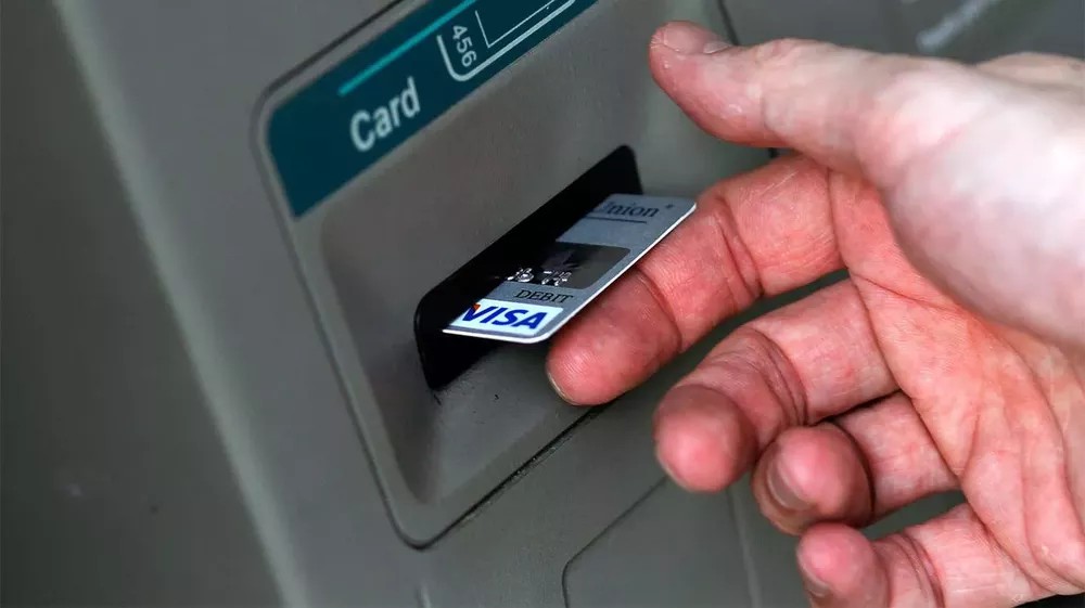 Una compa&ntilde;era de trabajo le rob&oacute; m&aacute;s de 180 mil pesos