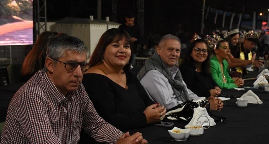 Villa &Aacute;ngela: EL MUNICIPIO JUNTO A FECUVA CERR&Oacute; LOS MEGA CARNAVALES 2023 