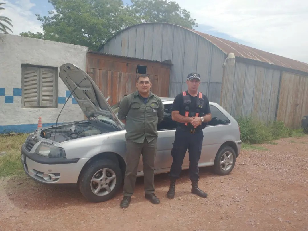 Villa Angela: POLICIA CAMINERA SECUESTR&Oacute; AUTOM&Oacute;VIL ADULTERADO