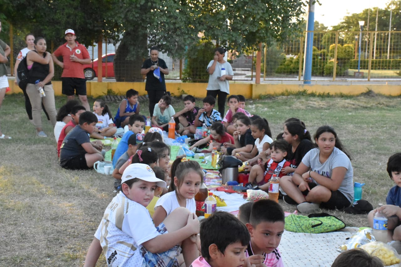 Villa &Aacute;ngela: GRAN CIERRE DE LAS "TARDES RECREATIVAS" PARA NI&Ntilde;OS