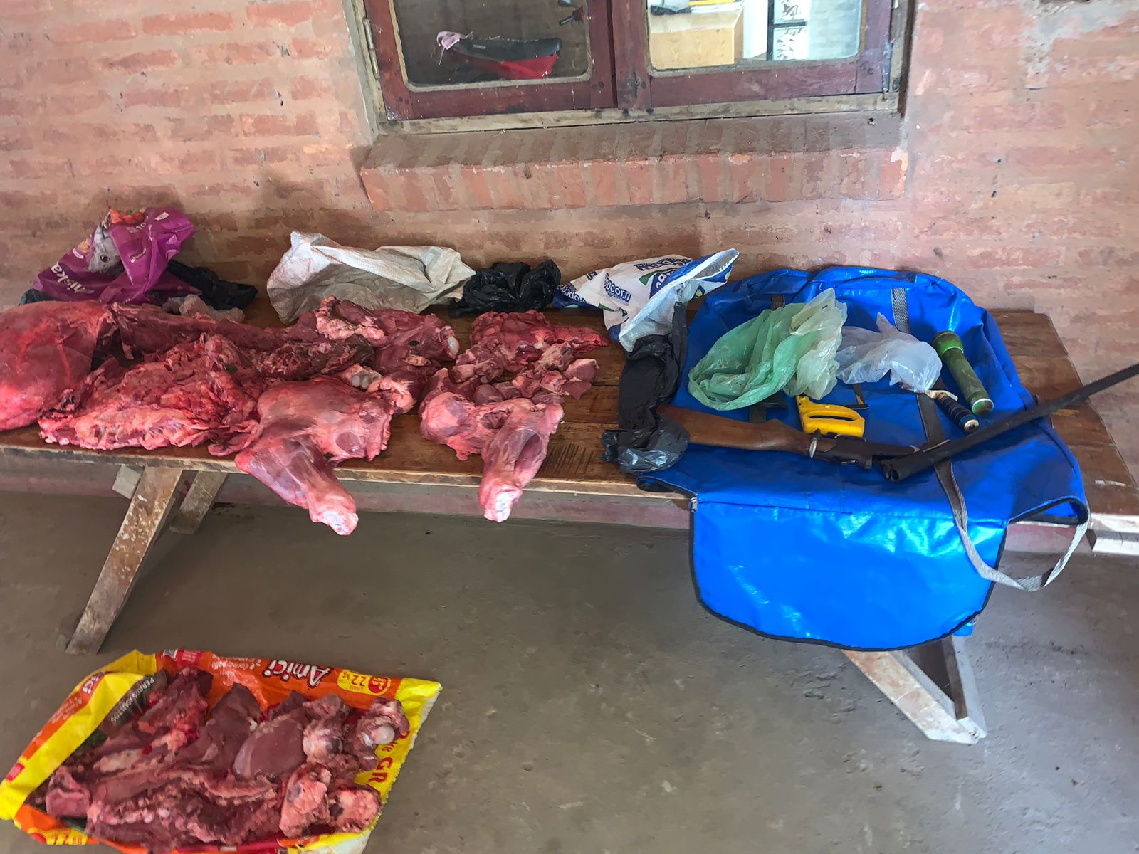 Villa Berthet: SUPUESTO ABIGEATO: SECUESTRAN 80 KILOSDE PRODUCTOS CARNICOS