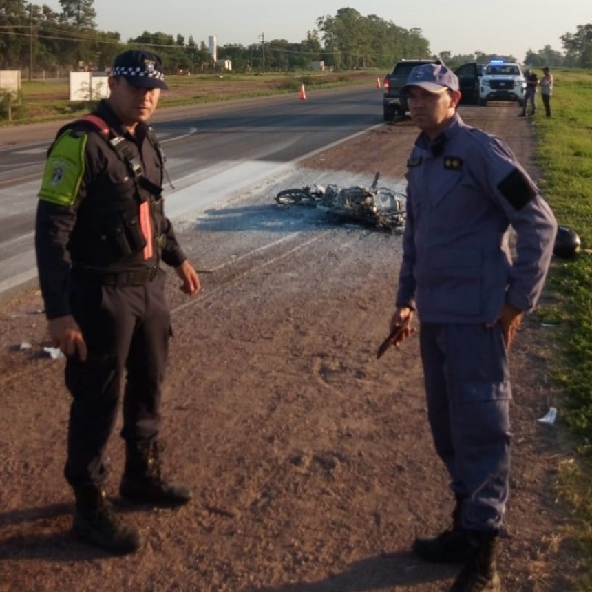 Las Bre&ntilde;as: UNA MUJER FALLECI&Oacute; TRAS EL CHOQUE DE UNA CAMIONETA Y UNA MOTO