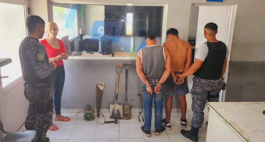 Villa &Aacute;ngela: UNA OFICIAL DE POLIC&Iacute;A FRUSTR&Oacute; UN ROBO Y LOGR&Oacute; LA DETENCI&Oacute;N DE DOS DELINCUENTES