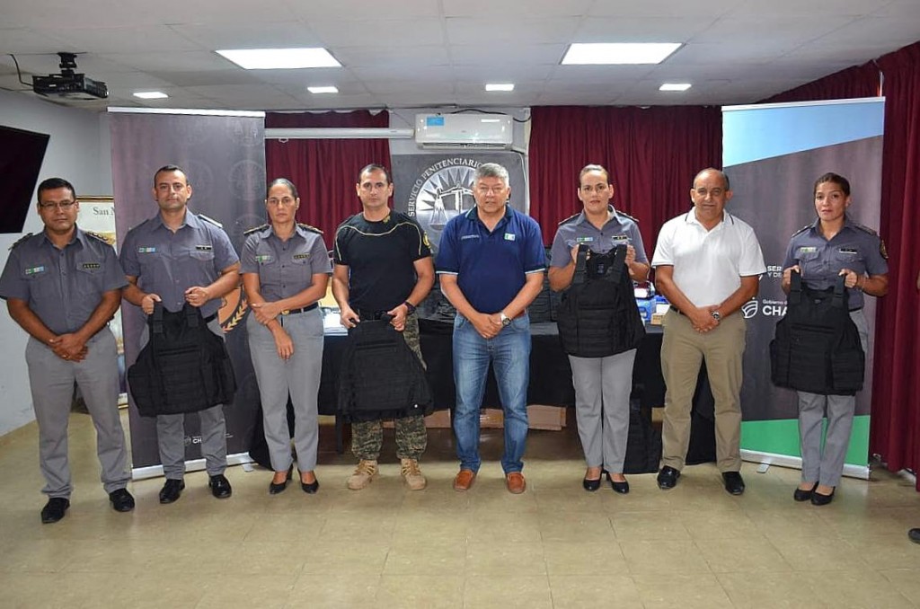 EL GOBIERNO PROVINCIAL CONTINÚA EQUIPANDO A LAS FUERZAS POLICIALES