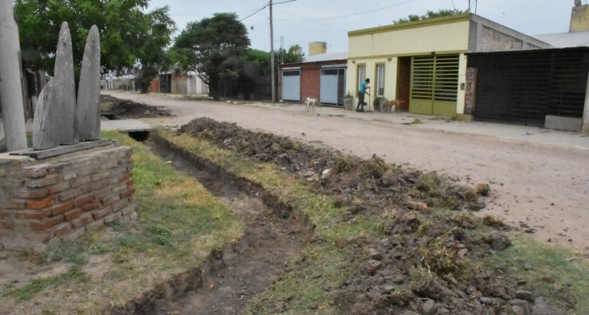 Villa &Aacute;ngela: EL MUNICIPIO CONTIN&Uacute;A TRABAJANDO EN DIFERENTES PUNTOS PARA LA MEJORA DE LA CIUDAD