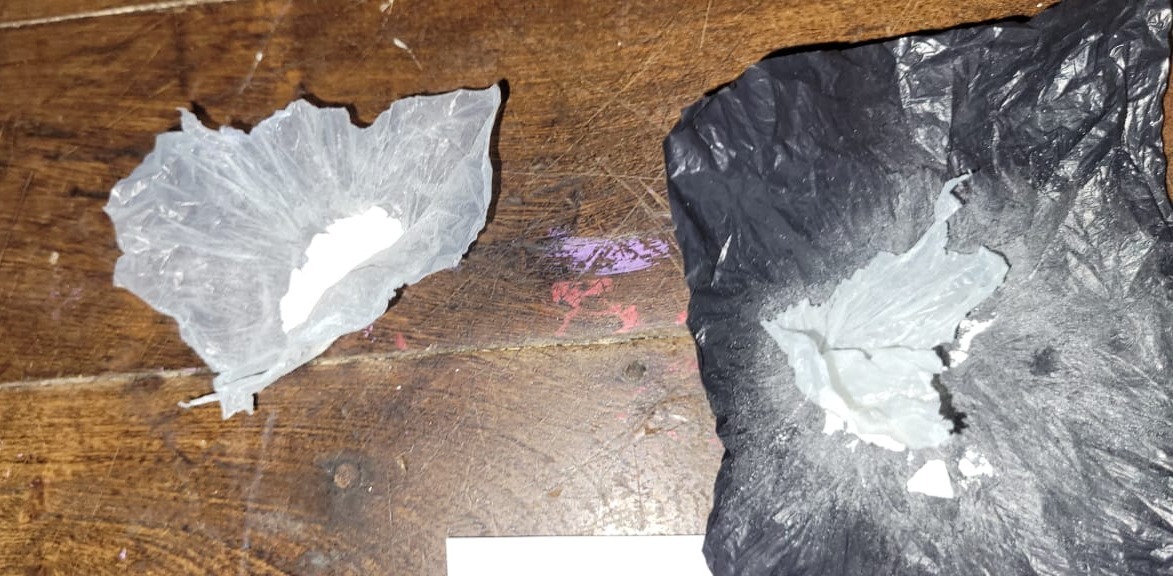  EN VILLA &Aacute;NGELA Y S&Aacute;ENZ PE&Ntilde;A INCAUTARON DINERO, DROGA Y UN REVOLVER