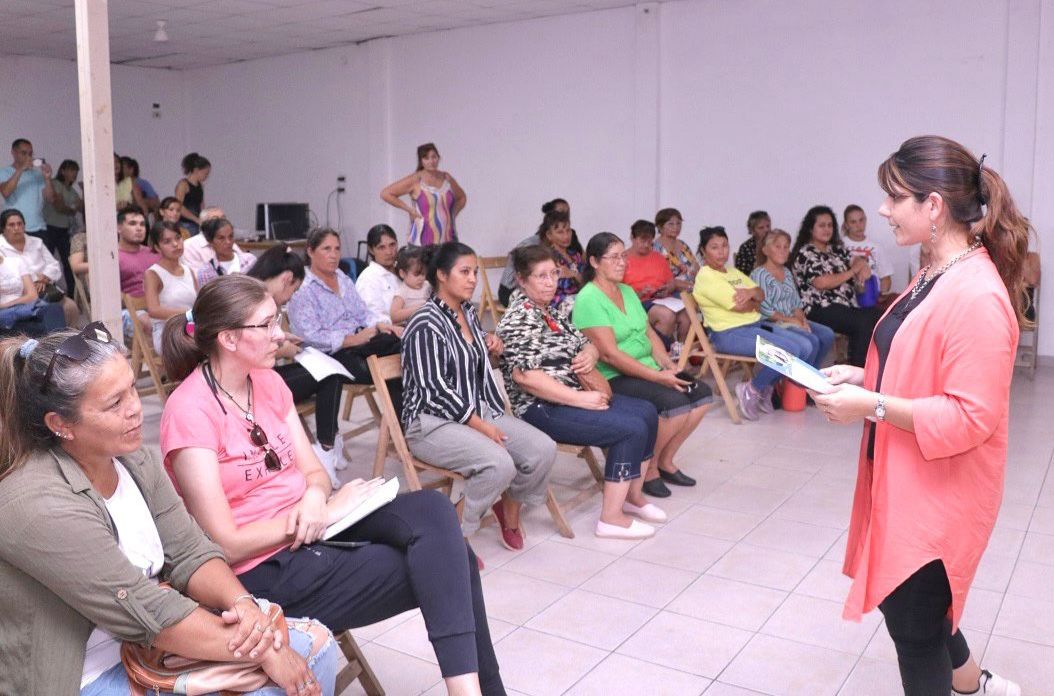 PRODUCCI&Oacute;N PREPARA EL PROGRAMA INTEGRAL EMPRENDE ROSA, EN EL MARCO DEL MES DE LA MUJER