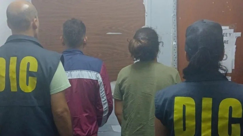 Amenazaron a una mujer y se llevaron a un niño de un año a punta de pistola