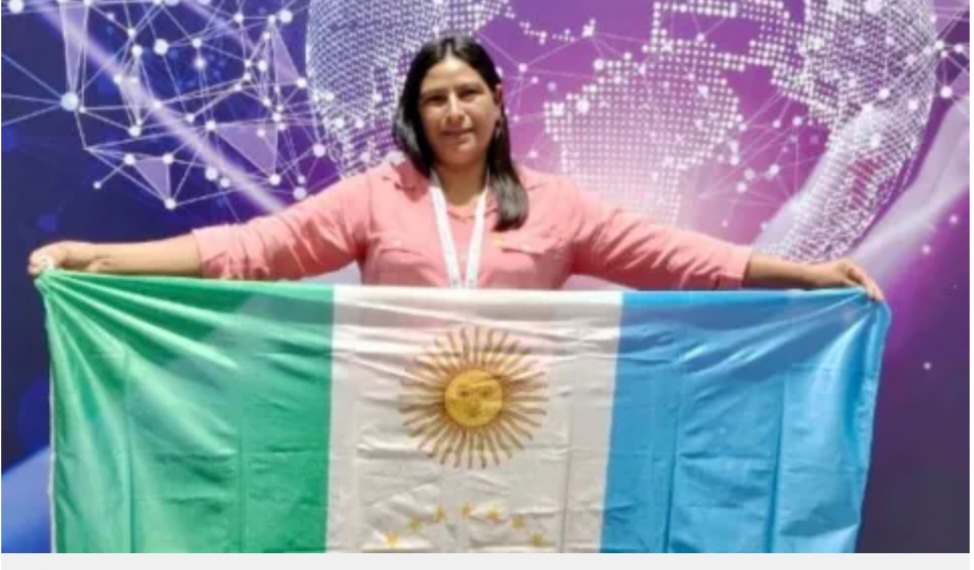 LA DOCENTE GLORIA CISNEROS YA ESTÁ EN DUBÁI REPRESENTANDO A CHACO