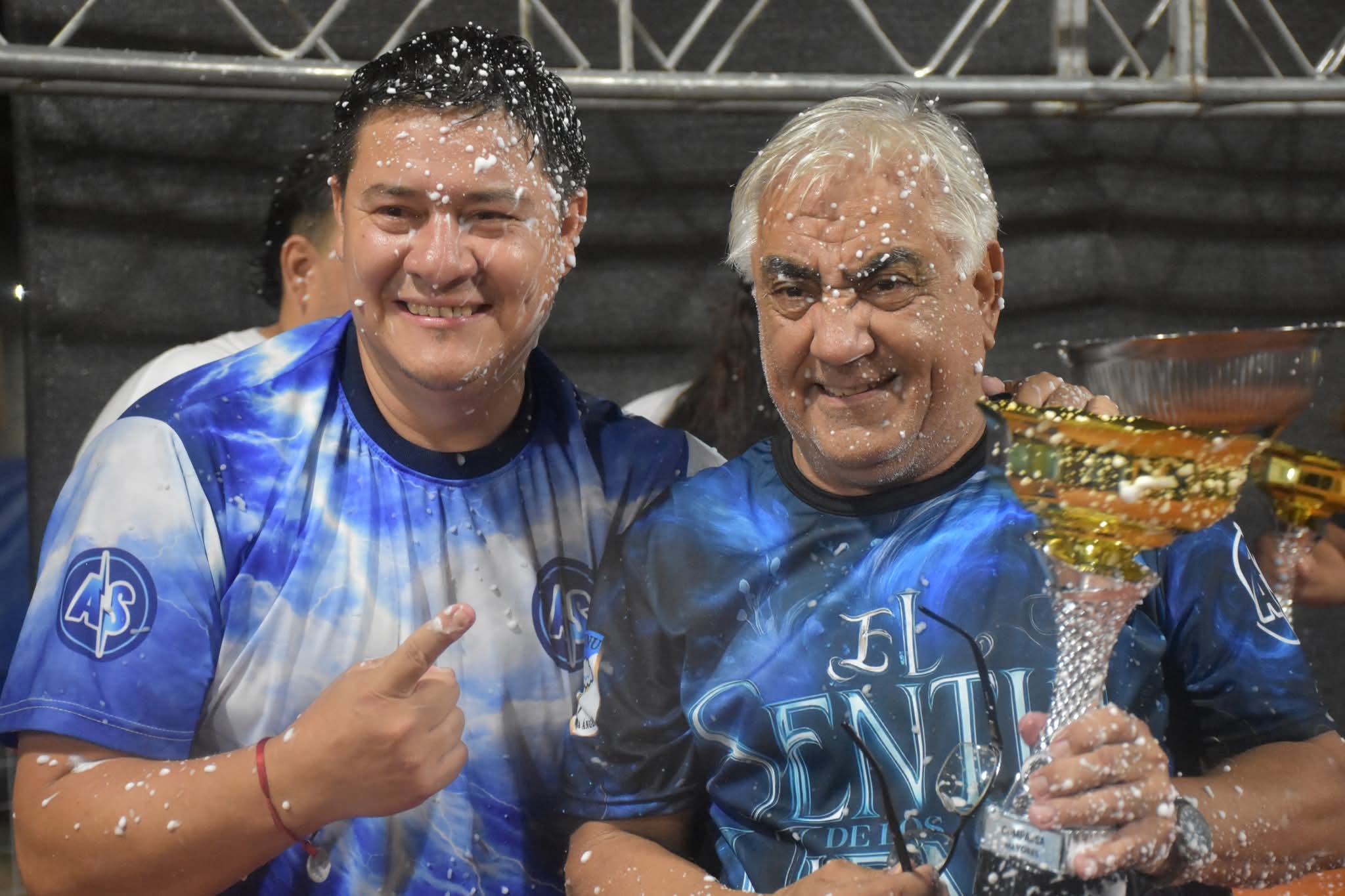 ARASUNÃ CELEBRÃ EL CAMPEONATO Y YA PIENSA EN EL CARNAVAL 2027
