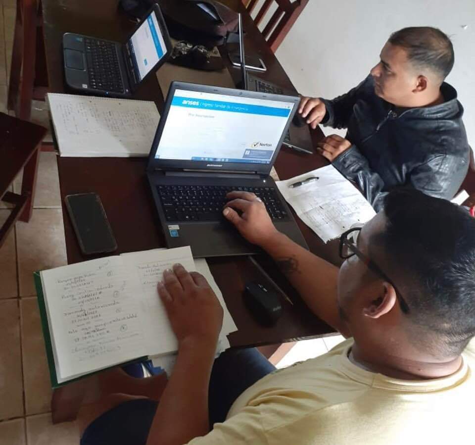 ENRIQUE URIEN: EL &Aacute;REA DE DESARROLLO REALIZA PRE-INSCRIPCIONES AL INGRESO FAMILIAR DE EMERGENCIA