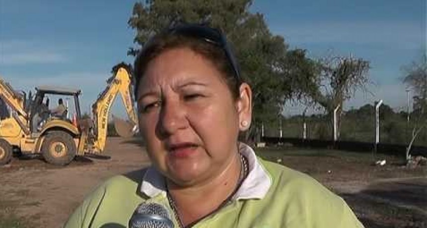 VIVIANA PONCE DE LE&Oacute;N: "en estos momentos estamos tratando de arreglar un convenio con otra maquinaria m&aacute;s grande para empezar con todo Villa Angela"