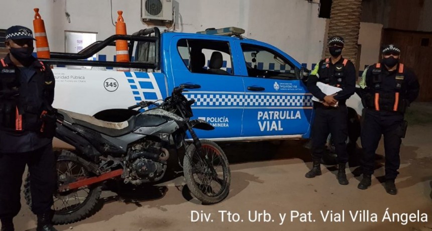 Villa &Aacute;ngela: LA DIVISI&Oacute;N DE TR&Aacute;NSITO URBANO Y PATRULLA RECUPER&Oacute; UNA MOTO CON PEDIDO DE SECUESTRO DESDE EL 2015