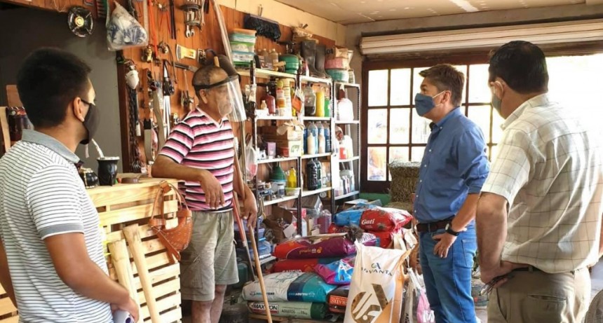 Zdero en Villa &Aacute;ngela y Corzuela: "Gobierno mira al costado y la gente espera respuestas"