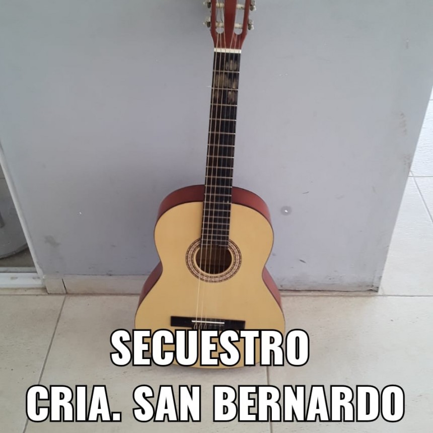 San Bernardo: RECUPERAN UNA GUITARRA QUE DENUNCI&Oacute; COMO ROBADA