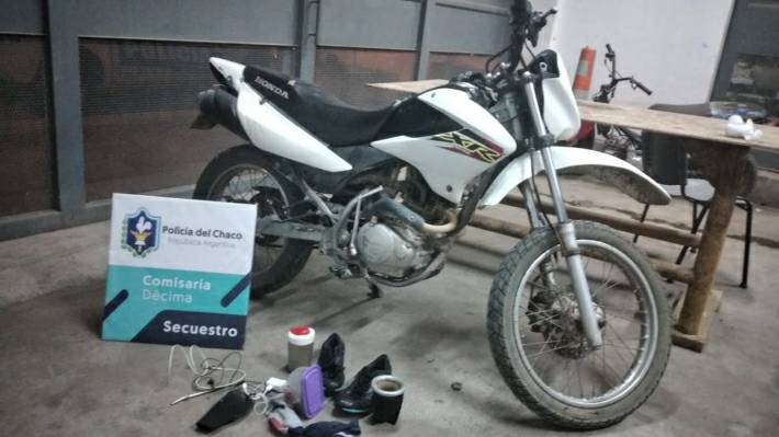Resistencia: Fue a un motel, se qued&oacute; sin su acompa&ntilde;ante y sin la llave de su moto| termin&oacute; disparando al aire