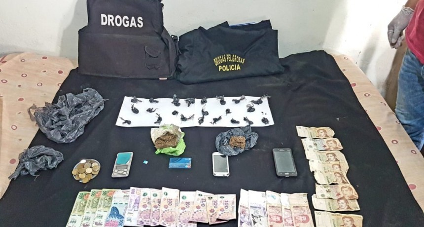 Villa &Aacute;ngela: LA DIVISI&Oacute;N DE DROGAS REALIZ&Oacute; 3 ALLANAMIENTOS SECUESTRAN MARIHUANA, DINERO Y DETIENEN AL PRINCIPAL INVESTIGADO