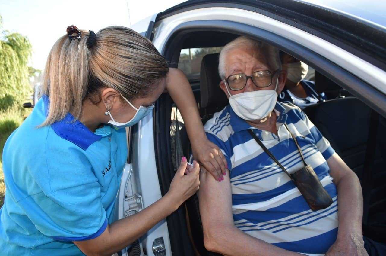 Desde este lunes, 9.000 turnos para iniciar la vacunaci&oacute;n a mayores de 70 a&ntilde;os